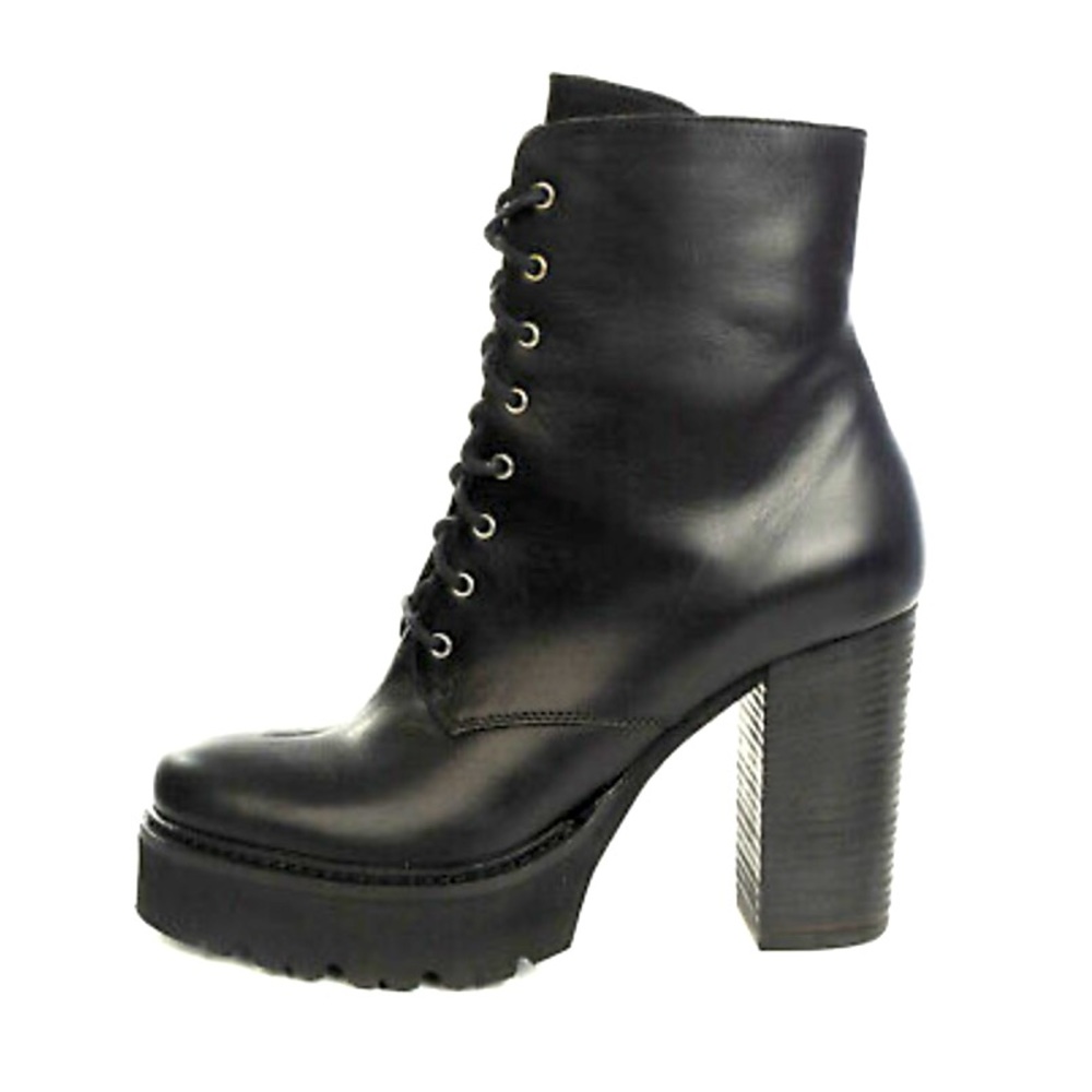 Vic Matie leather combat boot 3.5” heel new